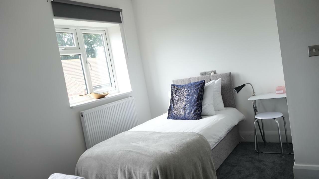 The Hatton Rooms Harlington (Greater London) Exterior foto